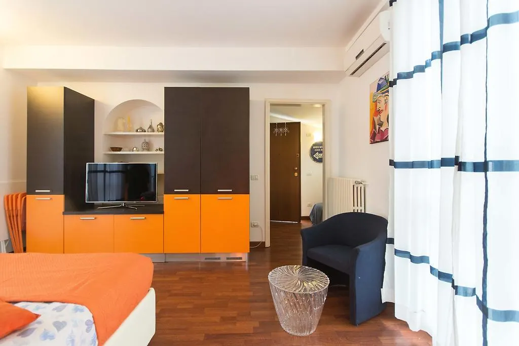 Flat In Duomo Apartment Milan