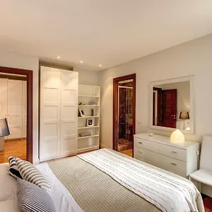 https://trevi-chic-apartment.it-romehotels.com