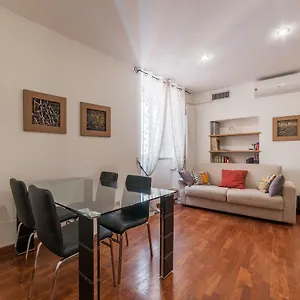 https://casa-zeffiro.it-romehotels.com